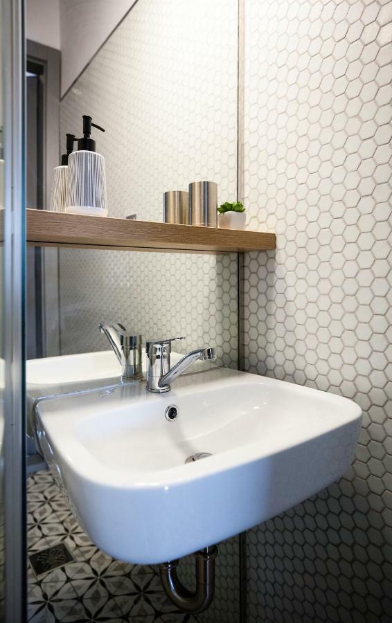 Old Town Courtyard Apartment With Private Parking كلوج-نابوكا المظهر الخارجي الصورة