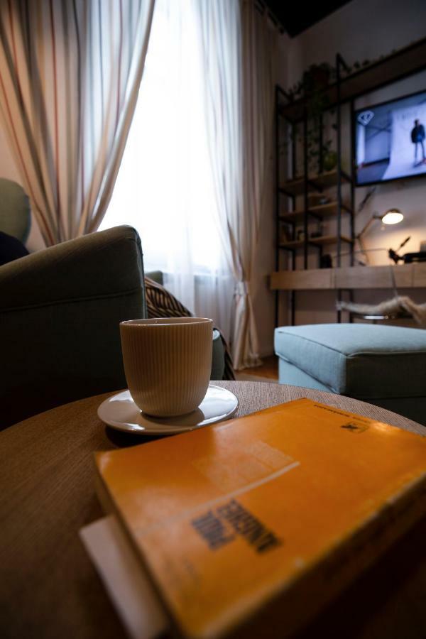 Old Town Courtyard Apartment With Private Parking كلوج-نابوكا المظهر الخارجي الصورة